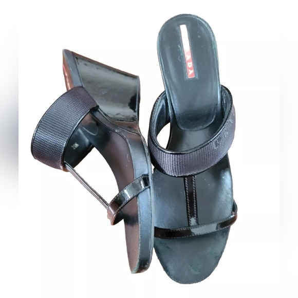 Prada Black patent leather open toe slide wedge platform shoe EU 39.5 US 9.5 - Picture 2 of 4